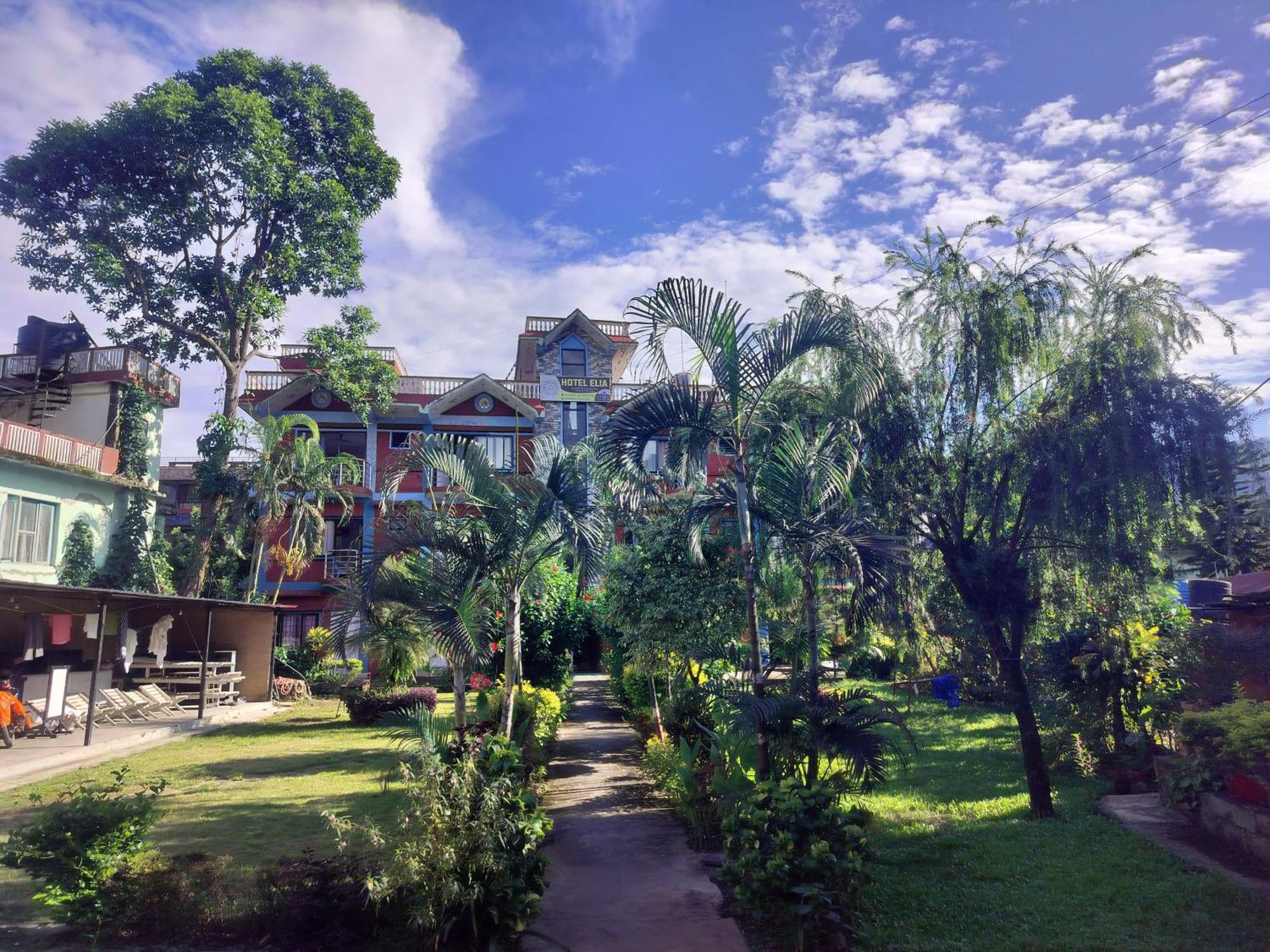 Hotel New Elia Pokhara Dış mekan fotoğraf